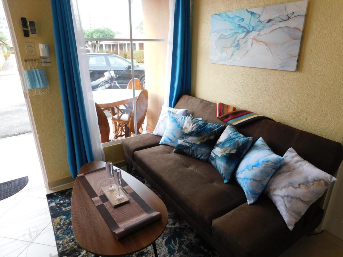 Condo Villa B27 Sleeps Five People - B28 Sleeps Six People - Price Includes Housekeeping Fees Not Taxes - Very Close To The Pool And Beach! Jaco Exterior photo
